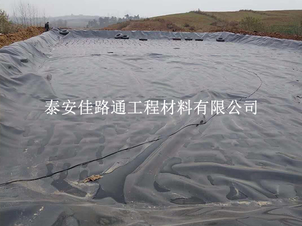 蓄水池防滲膜怎么護？6 個措施延長使用壽命 5 年以上
